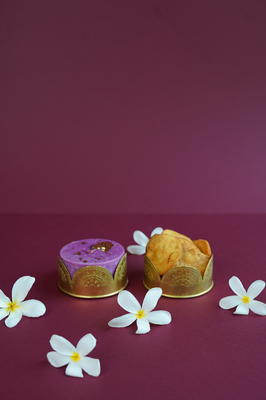 Handmade Scallop Shaped Brass Candle Stand