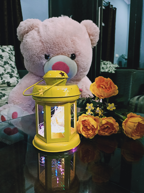 Alisha Exports set of 4 Decorative Yellow & white Iron lanterns